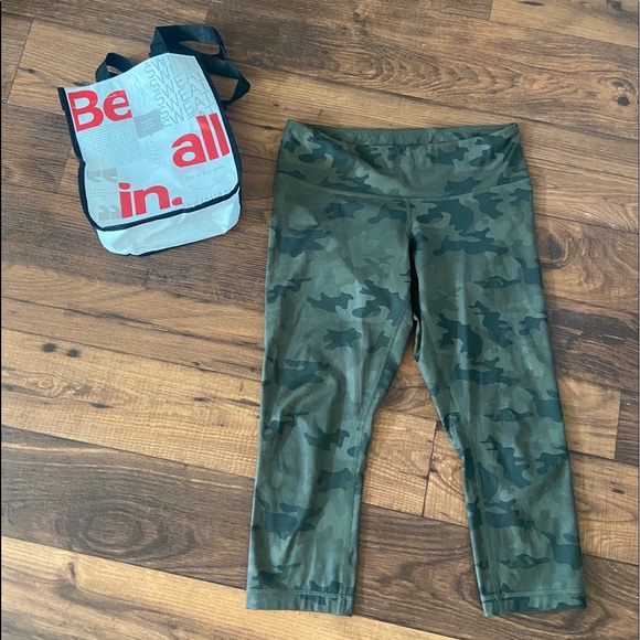 SOLD RARE Lululemon Wunder Unders Savasana Crop - Picture 3 of 5